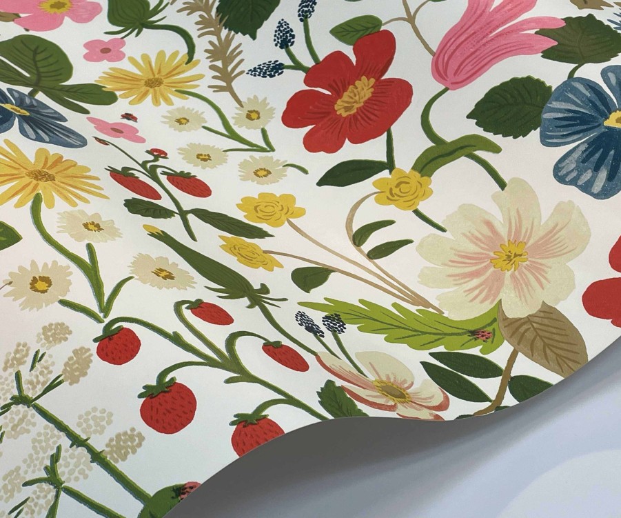 Home RIFLE PAPER Co. Samples | Strawberry Fields Wallpaper Sample|Strawberry Fields White Wallpaper Sample